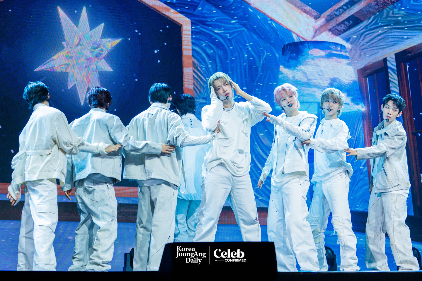 Boy band AHOF performs the lead track “Pinocchio” during a showcase for the release of its second EP, “The Passage,” at Yes24 Live Hall in eastern Seoul on Nov. 4. [DANIELA GONZALEZ PEREZ]