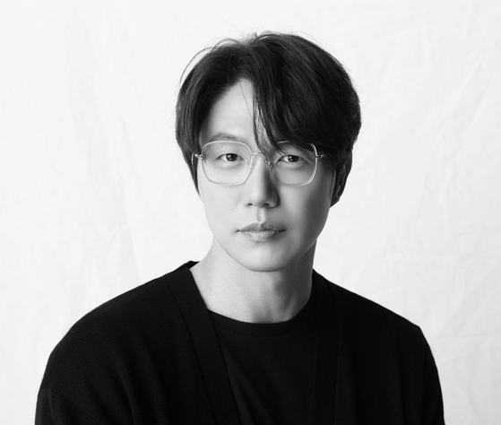 Singer Sung Si-kyung [SK JAEWON] 