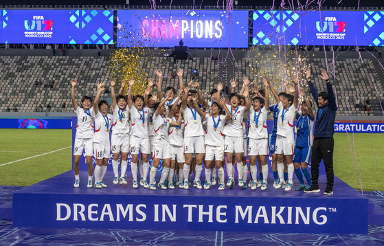 North Korea celebrate with the trophy after winning the FIFA U-17 Women's World Cup Morocco 2025 in Rabat, Morocco on Nov. 8. [EPA/YONHAP] 