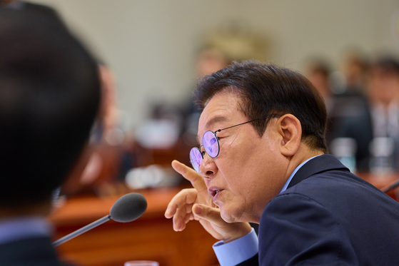 President Lee Jae Myung speaks at a Cabinet meeting held at the Presidential Office in Yongsan, central Seoul, on Nov. 11. [SCREEN CAPTURE]