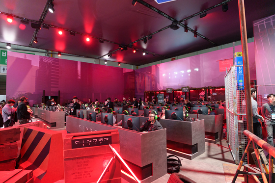 The demo booth for NCSoft's upcoming game Cinder City [CHO YONG-JUN]