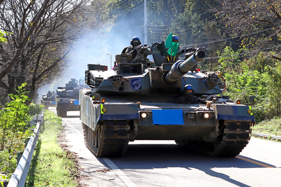 Troops train as part of the annual Hoguk exercise in Hongcheon County, Gangwon, on Oct. 24, 2024. [YONHAP] 