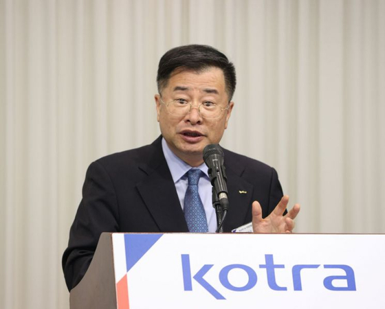 Korea Trade-Investment Promotion Agency (Kotra) CEO Kang Kyung-sung speaks during a press briefing marking his first year in office at a restaurant in Jongno District, central Seoul on Nov. 13. [KOTRA]