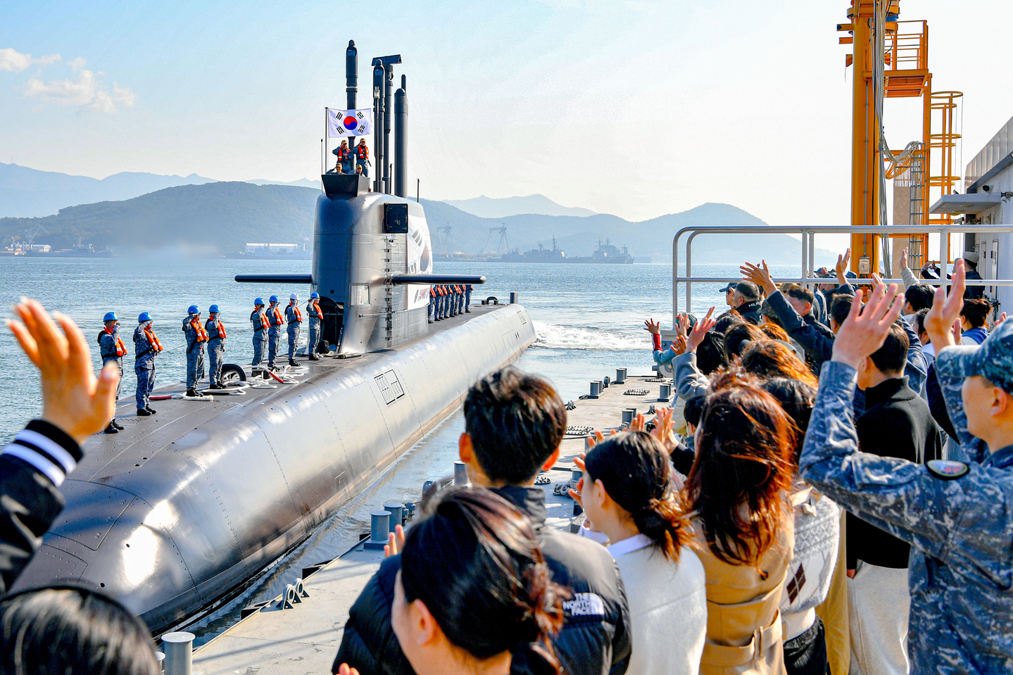 The Ahn Mu, a 3,000-ton Dosan An Chang-ho-class submarine, departs Jinhae Naval Base on Nov. 4 to participate in the 2025 Silent Shark exercise. [NAVY]