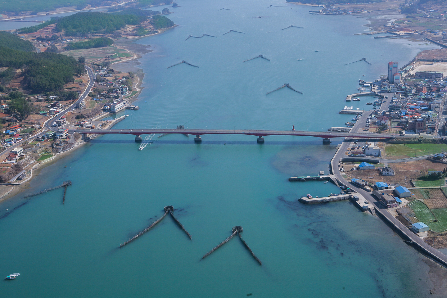 An aerial view of Jijok Strait in Namhae County in South Gyeongsang in an undated photo [NAMHAE COUNTY OFFICE]