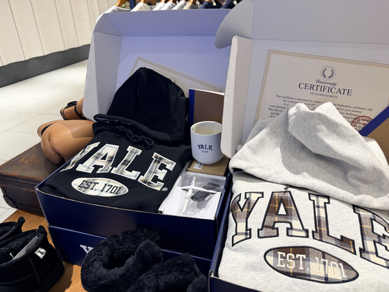 Yale clothing store in Lotte Department Store in Songpa District, southern Seoul. [CHO YONG-JUN]