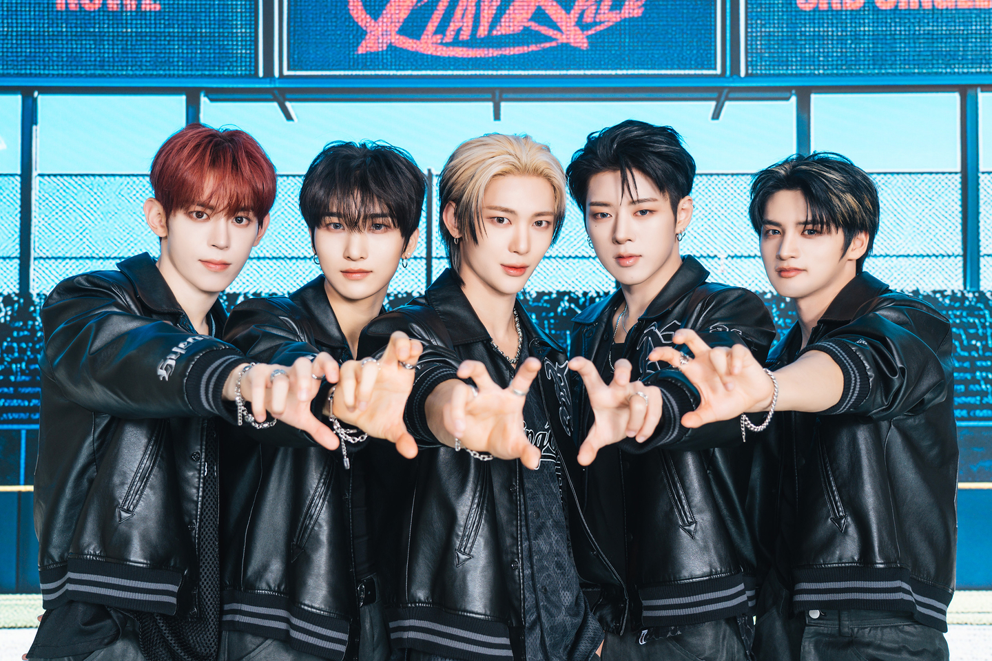 A promotional photo for boy band NOWZ's third single, ″Play Ball″ [CUBE ENTERTAINMENT]