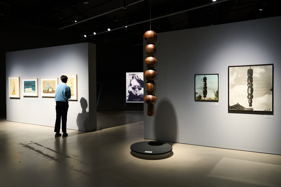 "All that Photography" is on display at the Photography Seoul Museum of Art in Dobong District, northern Seoul, during a press preview on Nov. 25. [PHOTO SEMA]            
