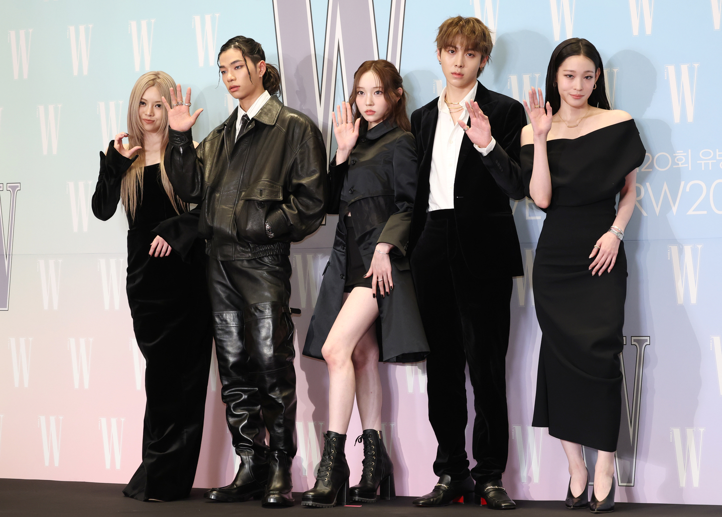 Members of Allday Project pose for photos at a charity event at Four Seasons Hotel Seoul in central Seoul on Oct. 15. [NEWS1] 
