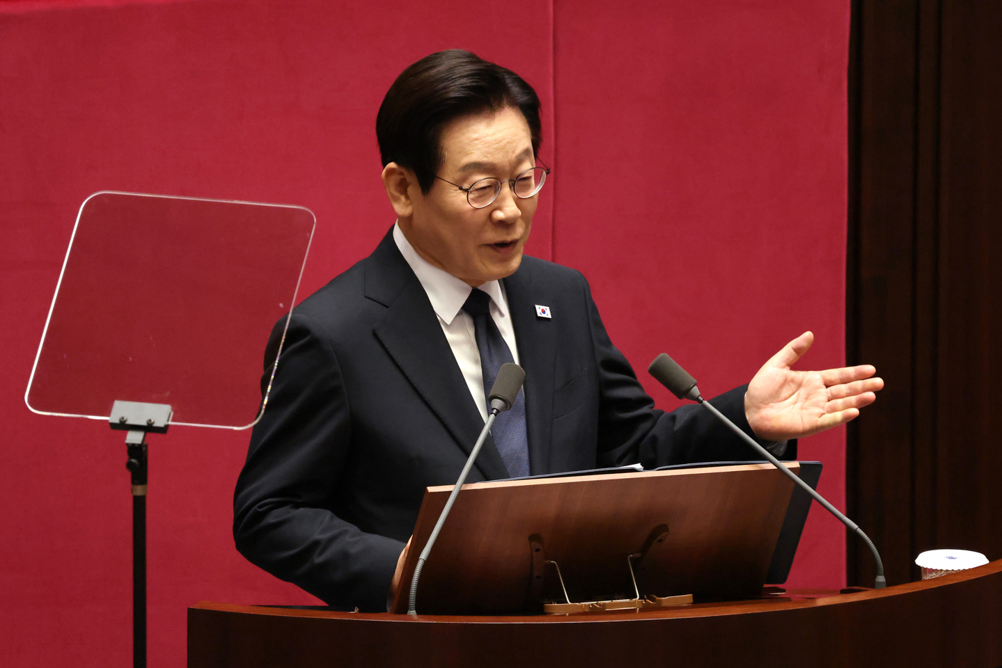President Lee Jae Myung speaks during an announcement of the 2026 government budget at the National Assembly in Yeouido, western Seoul on Nov. 4. [JOINT PRESS CORPS]