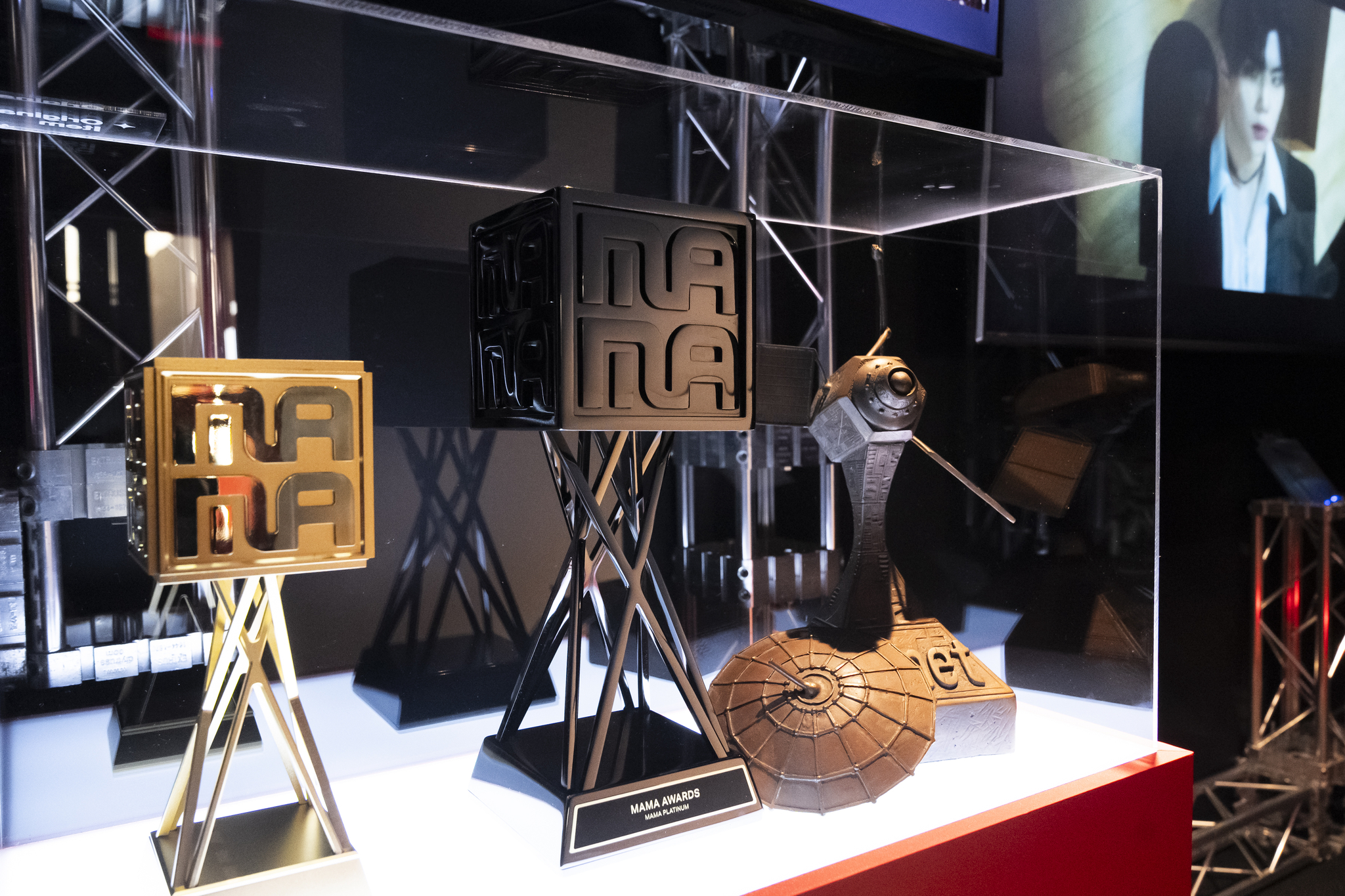 Awards from CJ ENM's annual music ceremony MAMA Awards are displayed at CJ ENM's 30th-anniversary exhibition ″House of Visionary″ in Mapo District, Western Seoul [CJ ENM]