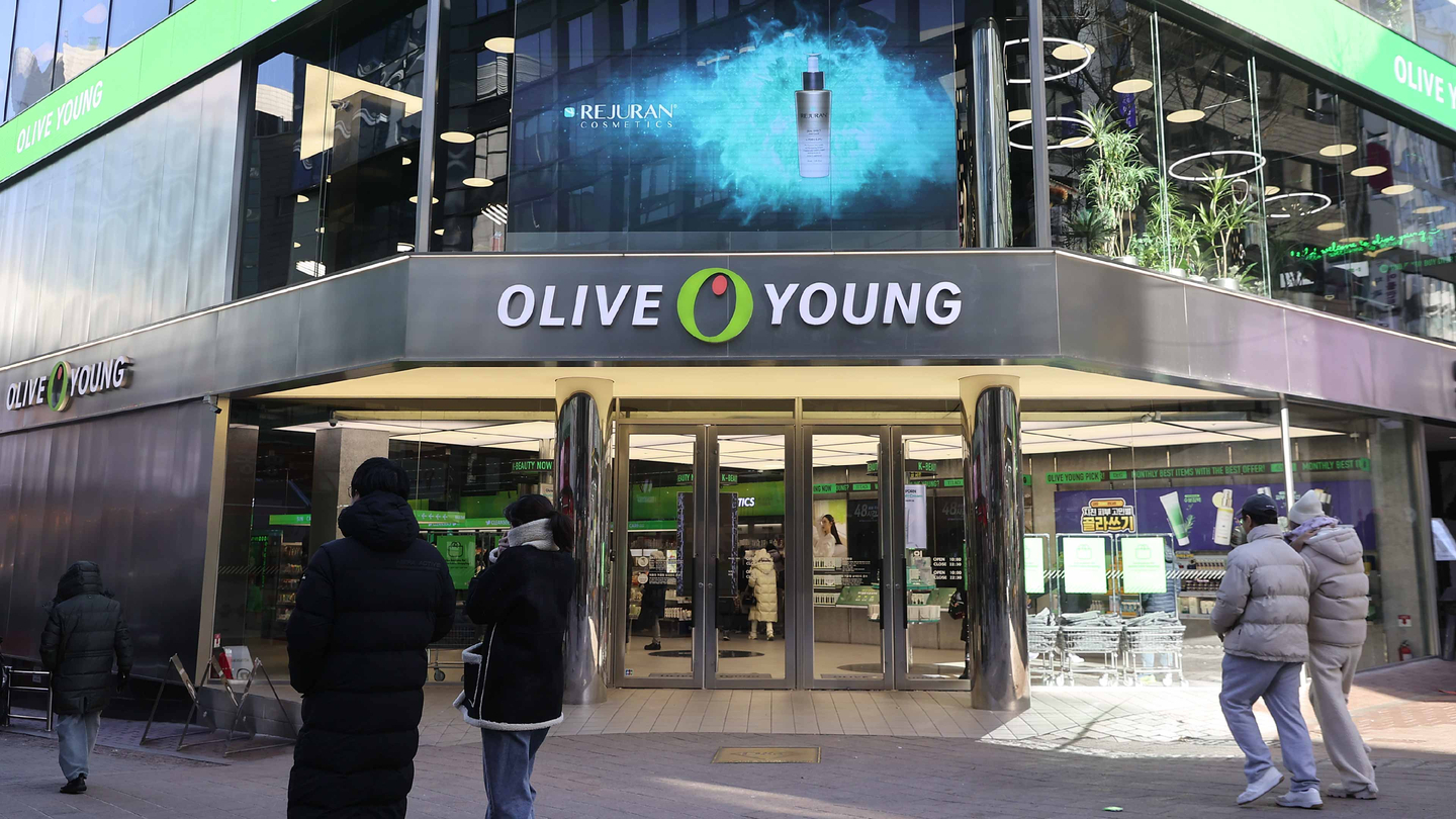 An Olive Young branch in central Seoul is seen in this file photo [JOONGANG ILBO]