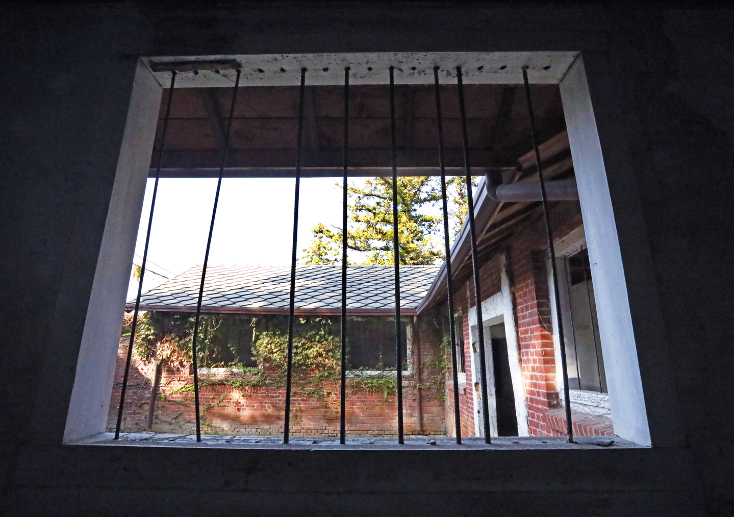 Bars inside the detention center at the former Sorokdo Rehabilitation Center in Goheung County, South Jeolla [PARK SANG-MOON]