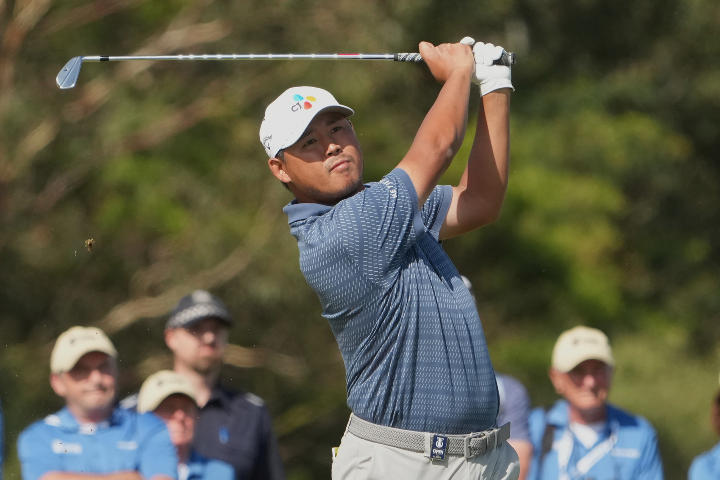 Kim Si-woo plays a shot on the 18th hole during the final round of the Australian Open at Royal Melbourne Golf Club in Melbourne on Dec. 7. [AP]