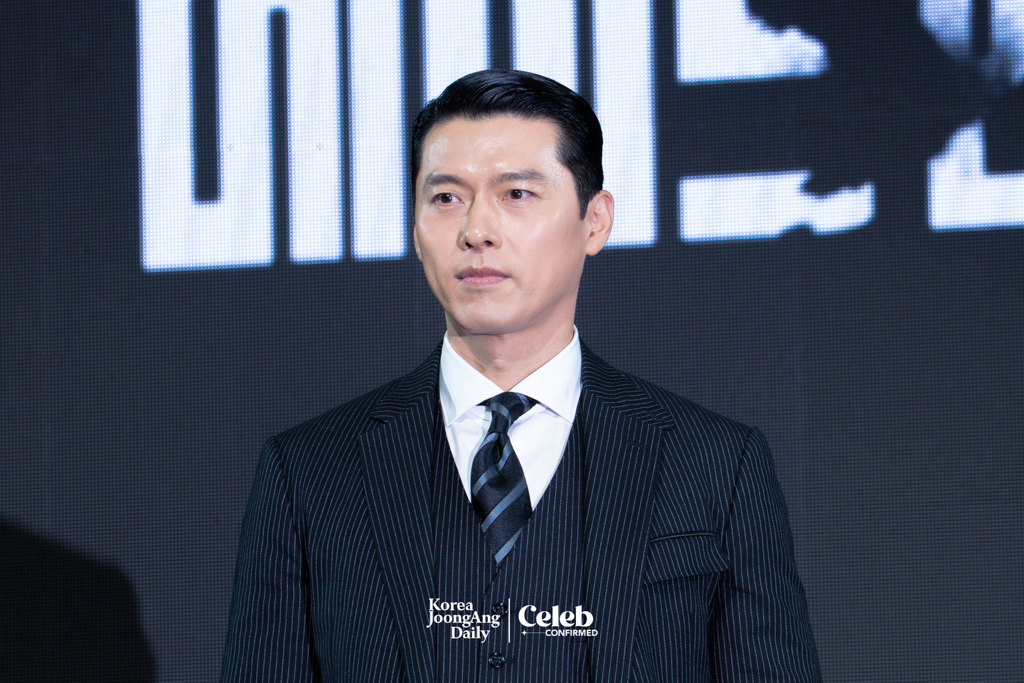 Actor Hyun Bin poses for photos during a press conference for the Disney+ series “Made in Korea” at the Grand InterContinental Seoul Parnas in southern Seoul on Dec. 15. [DANIELA GONZALEZ PEREZ]