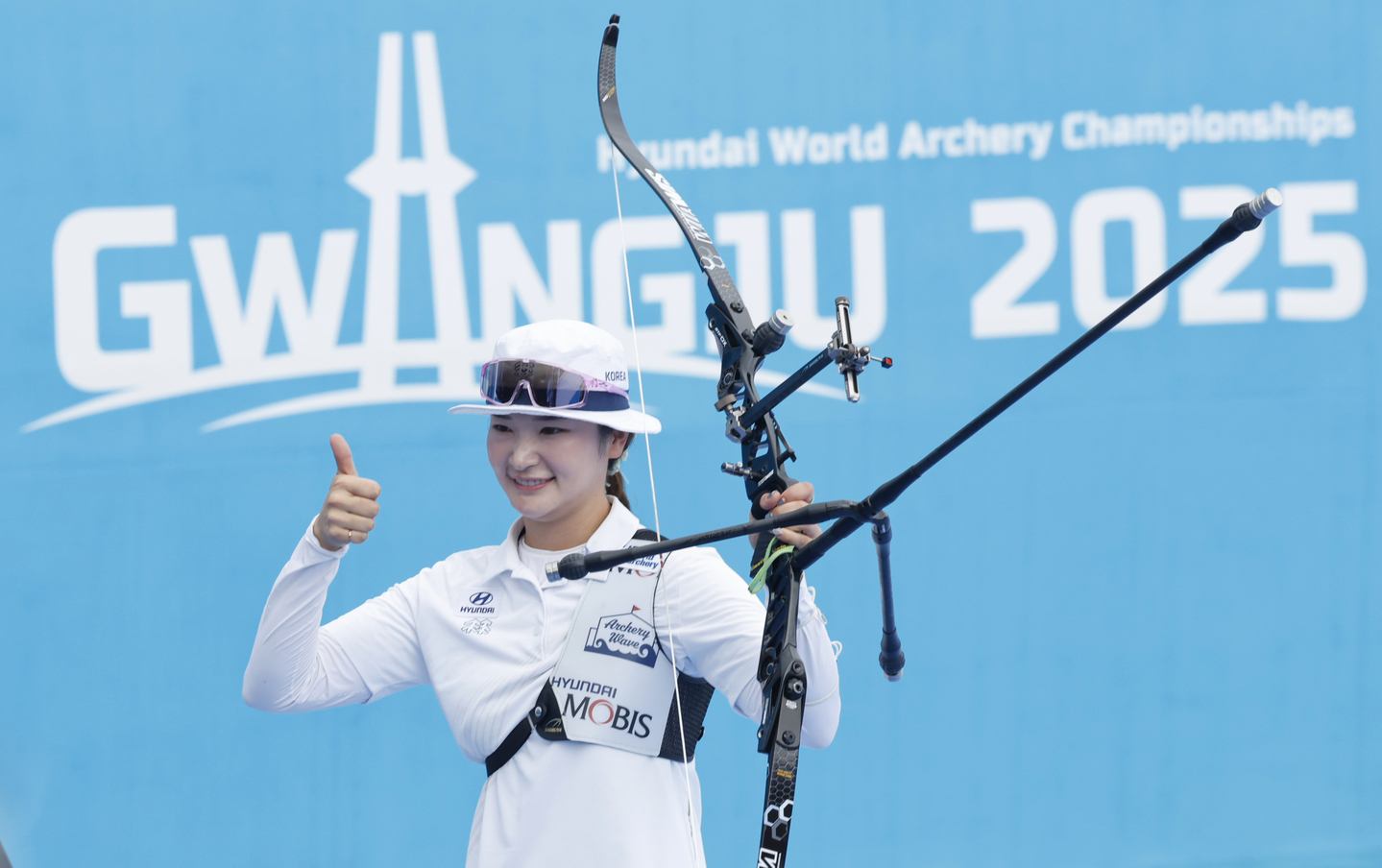 Kang Chae-young celebrates at the Gwangju 2025 Hyundai World Archery Championships in Gwangju on Sept. 12. [NEWS1] 