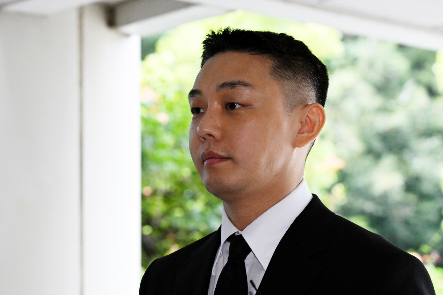 Yoo Ah-in attends a first-instance sentencing hearing at the Seoul Central District Court in southern Seoul on Sept. 3, 2024. [NEWS1]