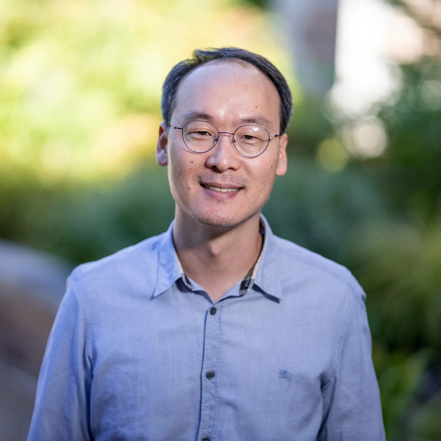 Shin Yong-seok, head of the HMG Business Research Center, was brought in as vice president in the 2025 year-end executive appointments. He previously served as a professor of economics at Washington University in St. Louis. [HYUNDAI MOTOR GROUP]