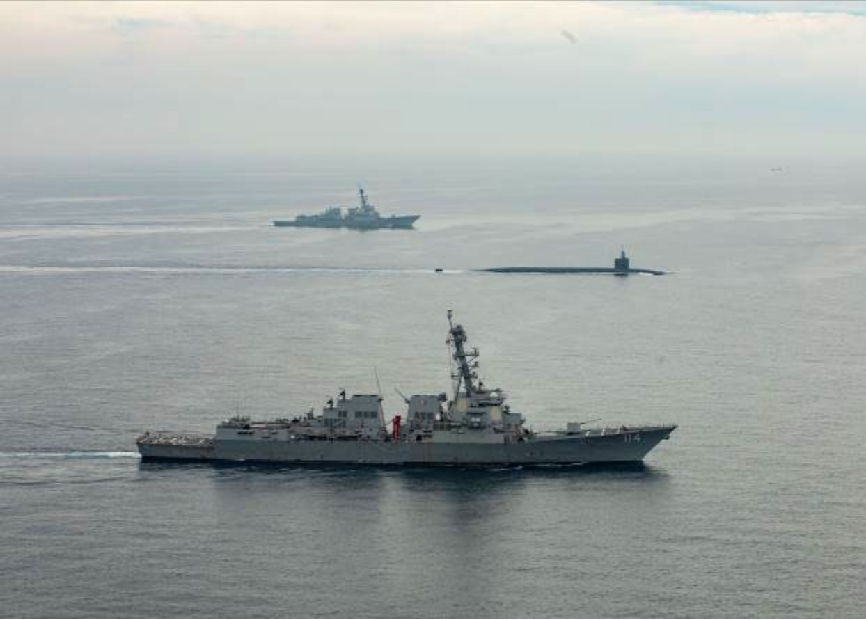 The U.S. Navy’s strategic nuclear submarine USS Kentucky arrives at the Busan Naval Base on July 18, 2023. [YONHAP] 