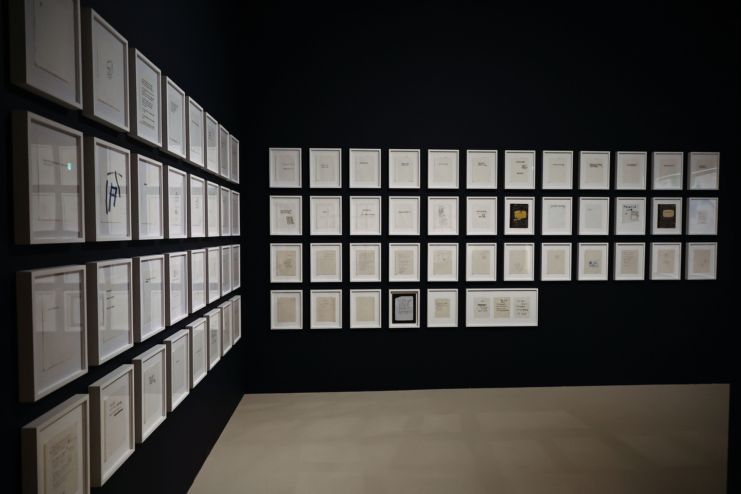 Basquiat's eight notebooks totaling 155 pages of creative notes, now on view at Jean-Michel Basquiat's exhibition "Signs: Connecting Past and Future,″ which runs through Jan. 31 of next year at the Dongdaemun Design Plaza (DDP) in central Seoul. [JOONGANG ILBO]
