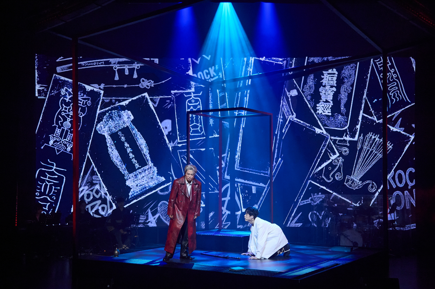 A scene from the sageuk fantasy musical Shadow that closed in November at the Baekam Art Hall in Gangnam District, southern Seoul. [BLUE STAGE]          