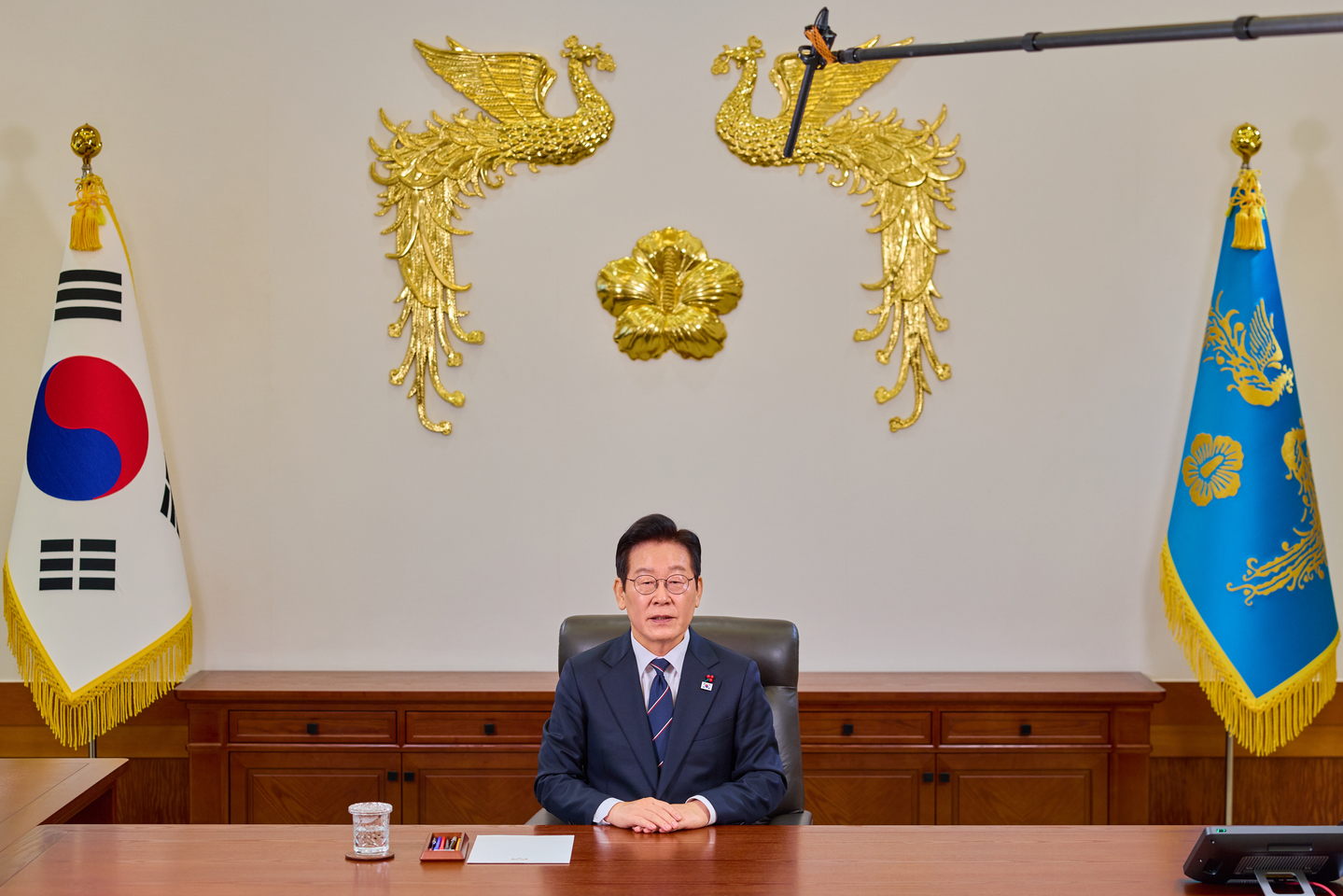 President Lee Jae Myung delivers his first New Year's address at the Blue House in central Seoul on Jan. 1. [BLUE HOUSE]