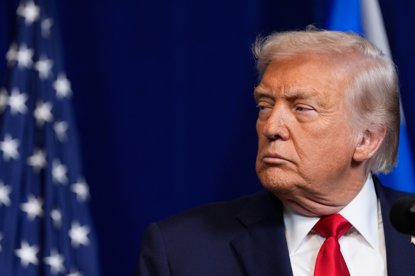 President Donald Trump listens during a news conference with Israel's Prime Minister Benjamin Netanyahu at Mar-a-Lago, Monday, Dec. 29, 2025, in Palm Beach, Florida. [AP/YONHAP]