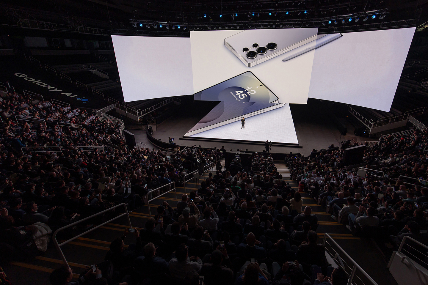 Crowds are seen during the Galaxy Unpacked 2025 event at SAP Center in San Jose, California on Jan. 22, 2025. [SAMSUNG ELECTRONICS]