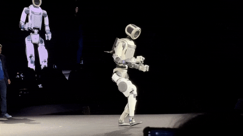 Atlas humanoid robot, developed by Boston Dynamics, greets visitors during a main presentation by Hyundai Motor Group at the CES 2026 in Las Vegas on Jan. 5. [SARAH CHEA]