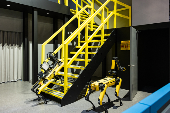 Spot robot dog works at Hyundai Motor's booth at the CES 2026 in Las Vegas. [HYUNDAI MOTOR]