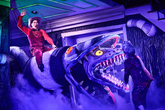 A scene from the musical "Beetlejuice" playing at the LG Arts Center in Gangseo District, western Seoul, through March 22. [CJ ENM]