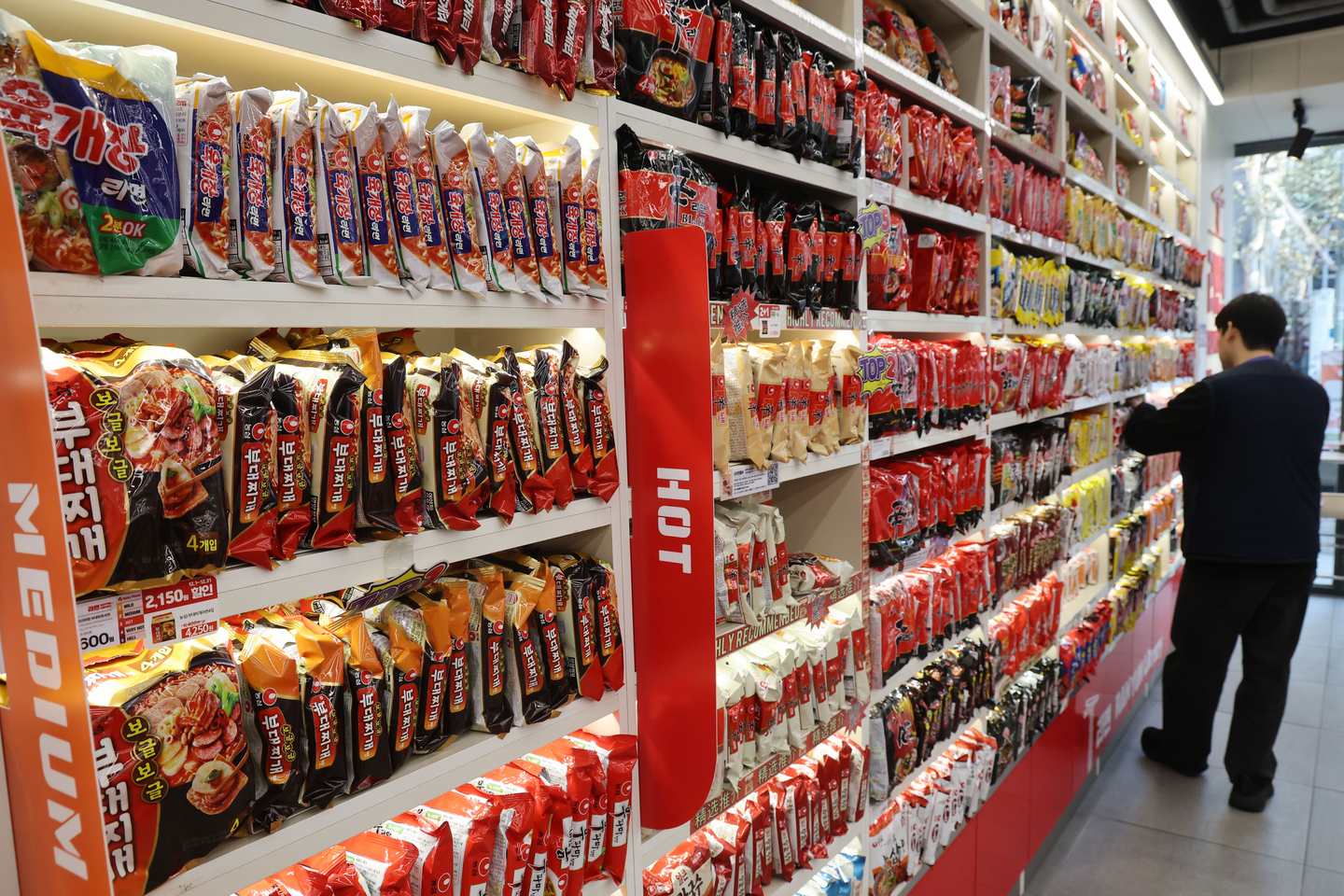 Instant noodle, or ramyeon, products are being sold at a supermarket in Seoul on Dec. 17, 2025. [NEWS1]