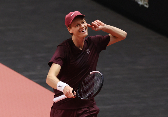 Jannik Sinner of Italy reacts during the Hyundai Card Super Match against Carlos Alcaraz of Spain in Incheonon Jan. 10.  [EPA/YONHAP]
