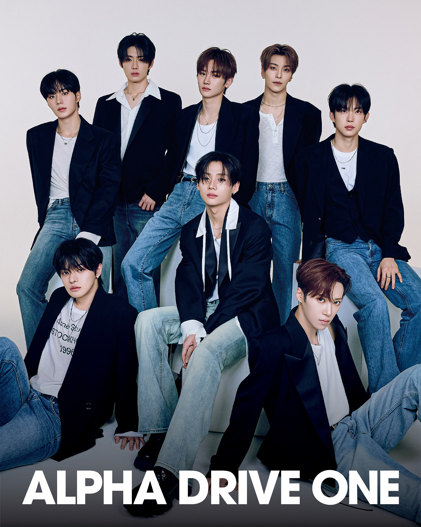 Boy band Alpha Drive One [WAKEONE ENTERTAINMENT]