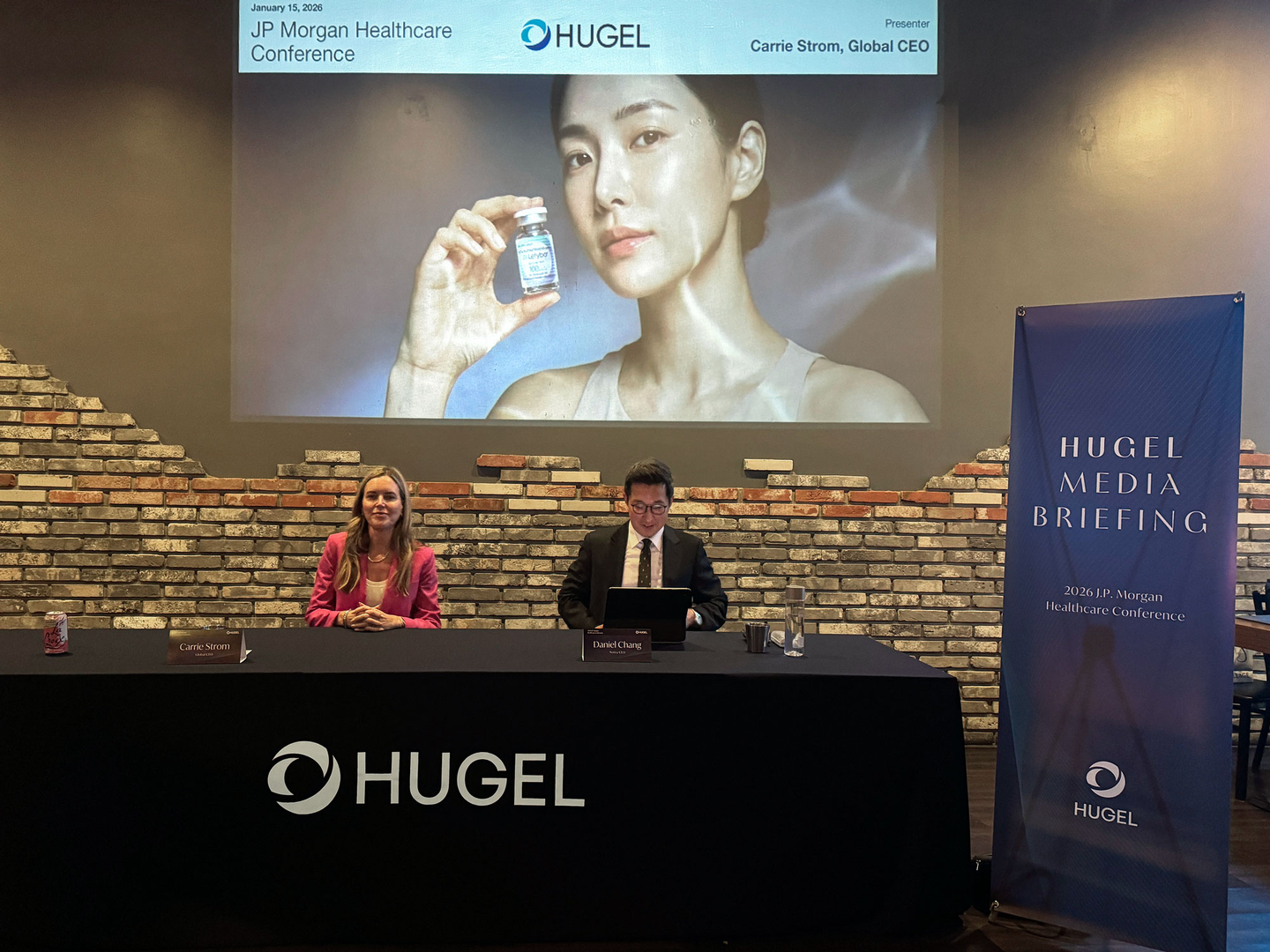 Hugel's global CEO Carrie Strom, left, and Hugel Korea CEO Daniel Chang at the press event in San Francisco on Jan. 14. [HUGEL]