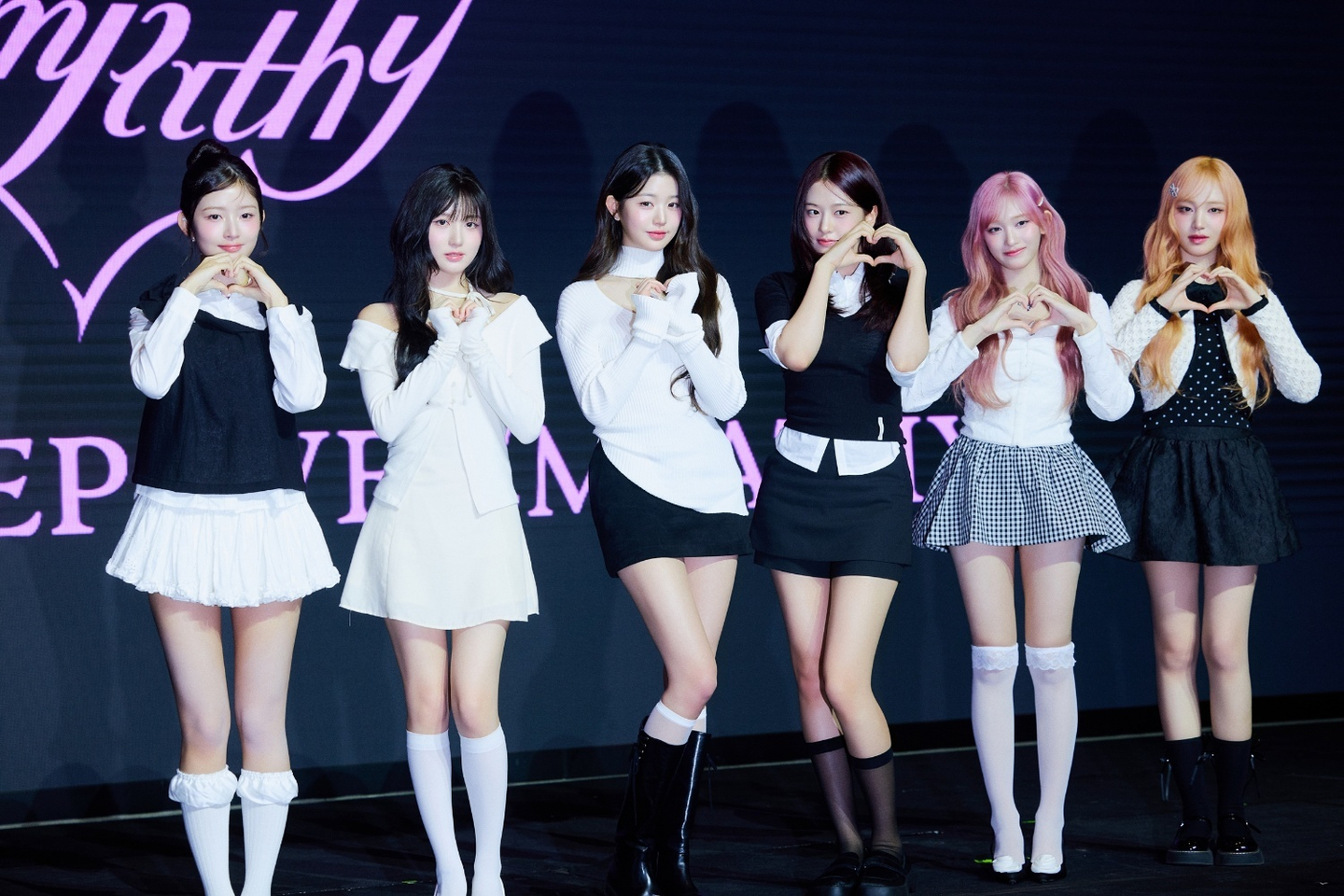 Girl group IVE [STARSHIP ENTERTAINMENT]