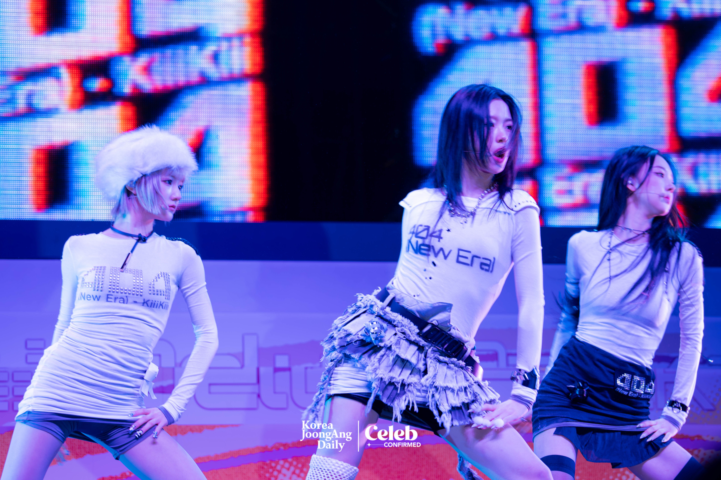 Girl group KiiiKiii performs the lead track “404 (New Era)” during a showcase for the release of its second EP, “Delulu Pack,” at Yes24 Live Hall in eastern Seoul on Jan. 26. [DANIELA GONZALEZ PEREZ]