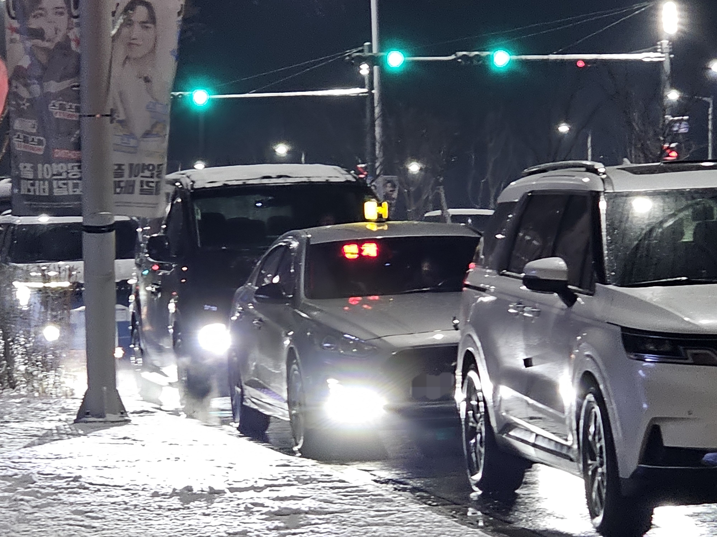 A taxi is parked near Inspire Arena in Incheon on Jan. 23. [CHOI MO-RAN] 