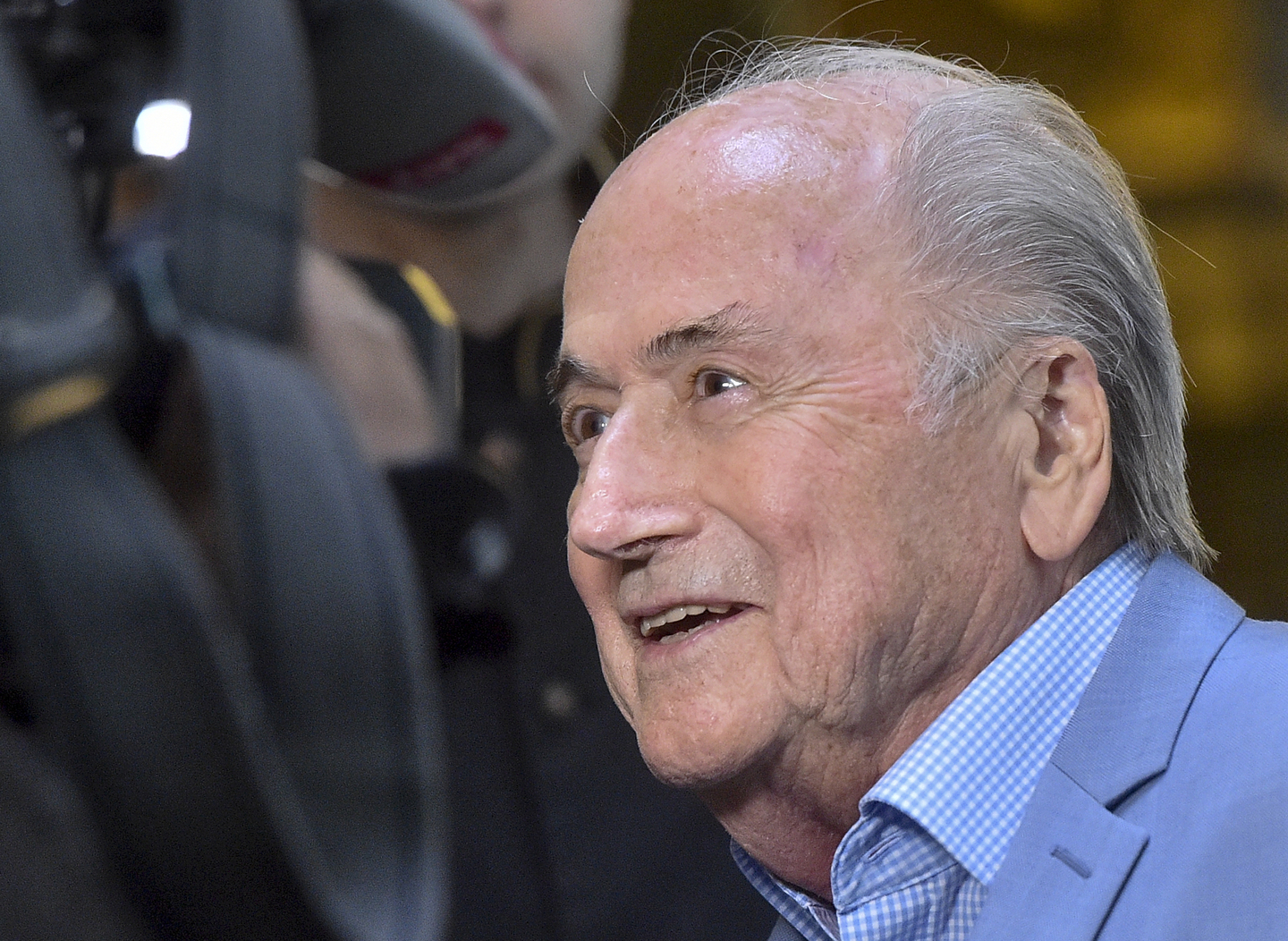 Former FIFA President Sepp Blatter arrives at a hotel in Moscow, Russia, June 19, 2018. [AP/YONHAP]