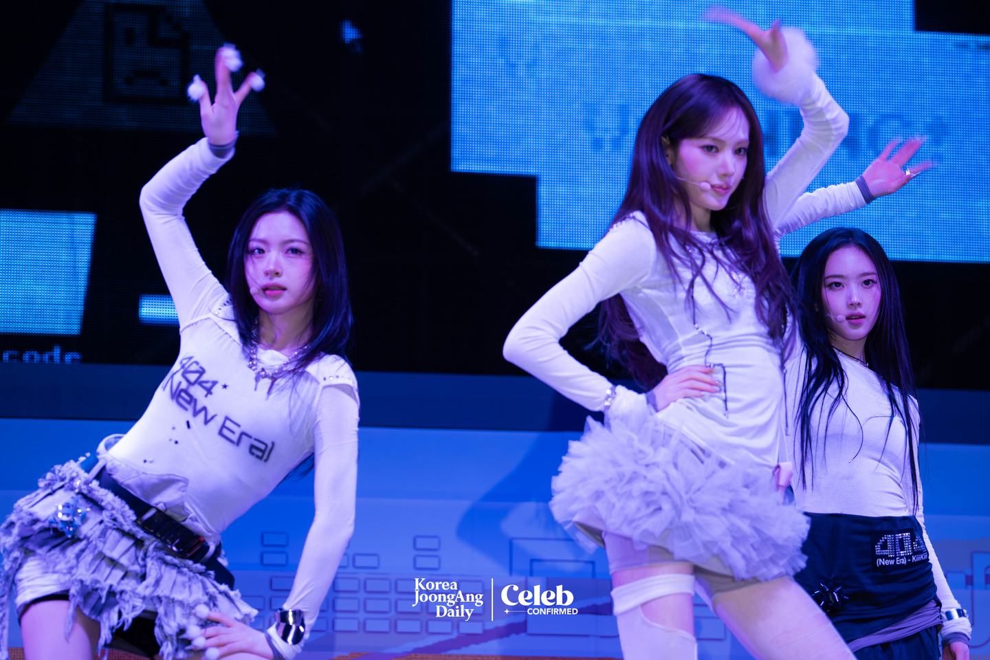 Girl group KiiiKiii performs the lead track “404 (New Era)” during a showcase for the release of its second EP, “Delulu Pack,” at Yes24 Live Hall in eastern Seoul on Jan. 26. [DANIELA GONZALEZ PEREZ]