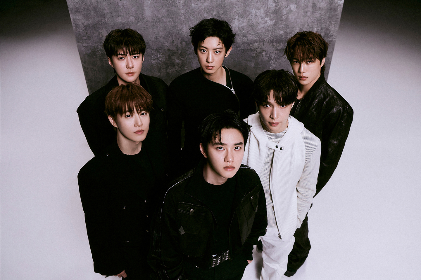 Boy band EXO [SM ENTERTAINMENT]