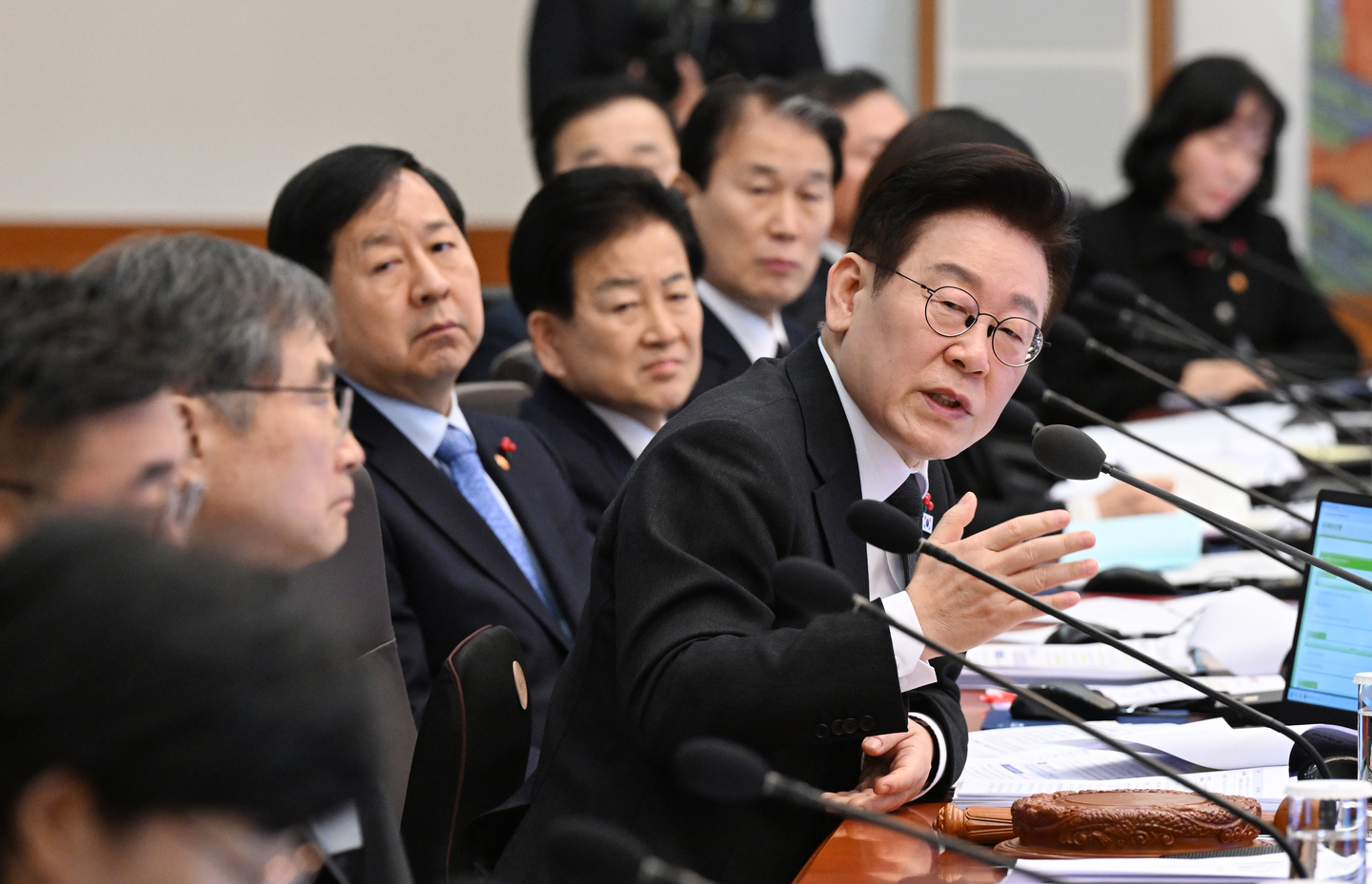 President Lee Jae Myung speaks during a Cabinet meeting at the presidential office on Jan. 27. He said, “We must correct [...] our society’s allocation of resources, which has become abnormally concentrated in real estate.” Earlier, on Jan. 25, President Lee was unusually active on X, posting four messages in a single day to make clear that heavier capital gains taxes on multihomeowners are set to take effect on May 9. [JOINT PRESS CORPS]     