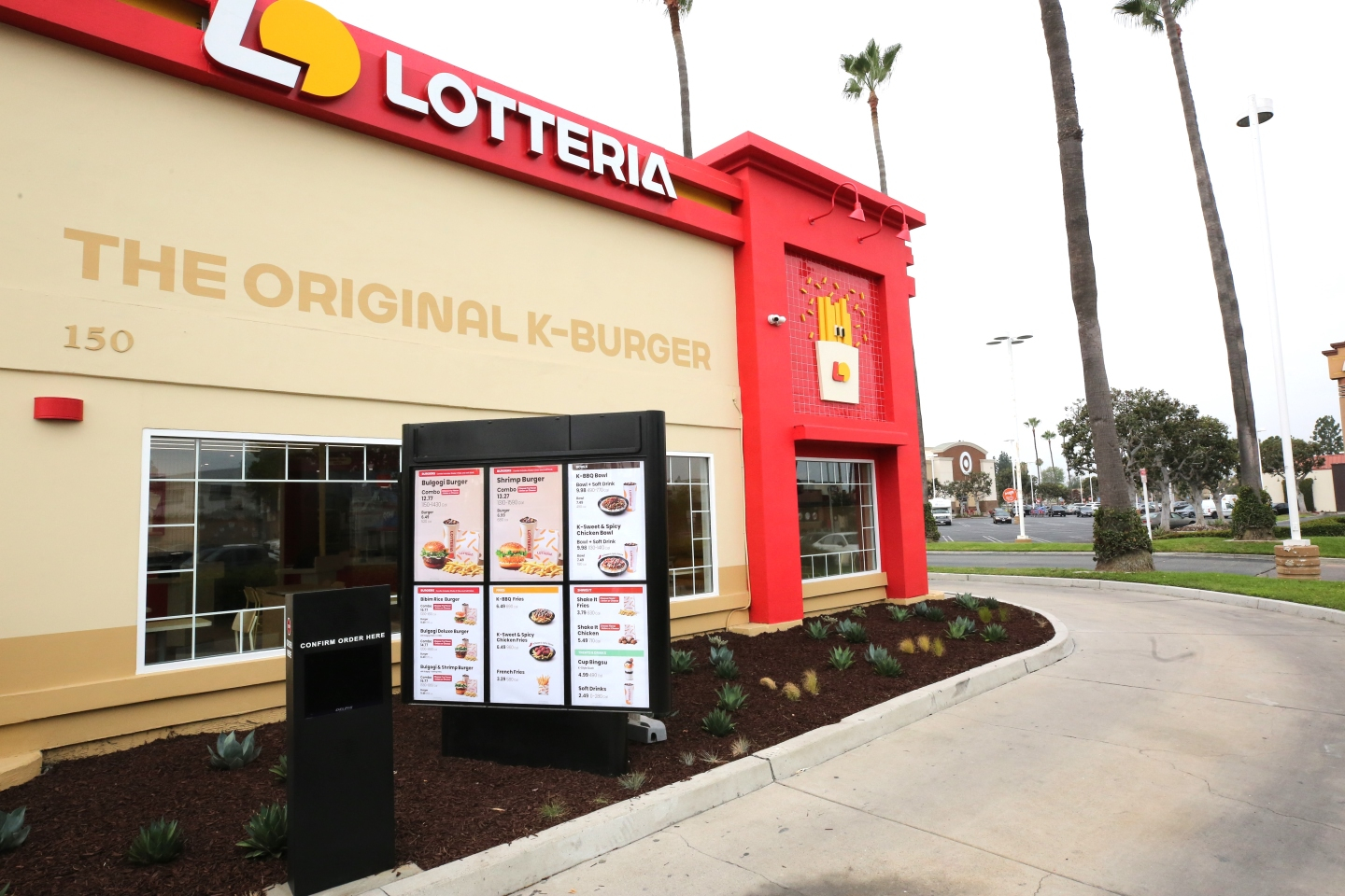 Burger chain Lotteria opened its first U.S. branch in Fullerton, California, on Aug. 14, 2025, its operator, Lotte GRS, said on Aug. 18 that same year. [LOTTE GRS] 