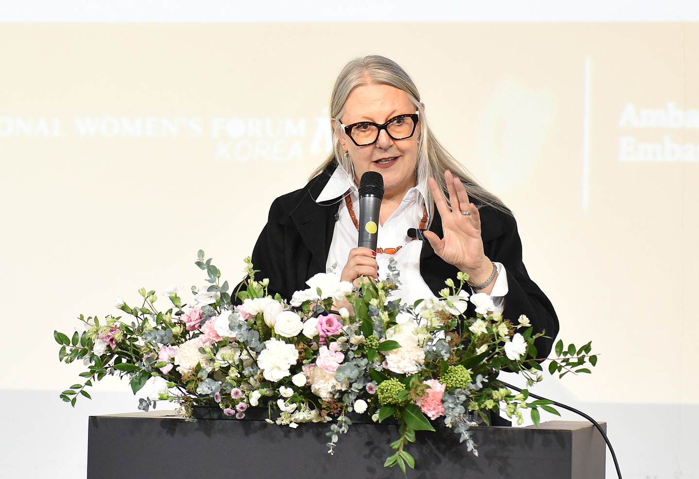 Irish Ambassador to Korea Michelle Winthrop speaks during the International Women’s Forum’s (IWF) Korea Global Women Summit held in central Seoul on Feb. 3. [INTERNATIONAL WOMEN'S FORUM KOREA] 