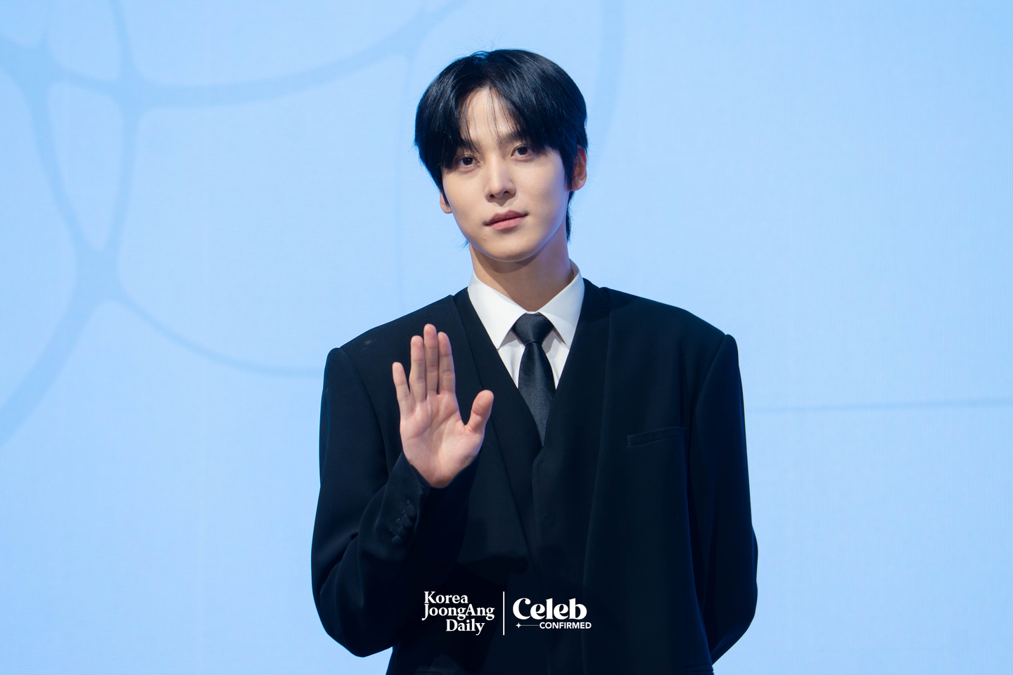 Ateez’s Yunho poses for photos during a press conference for the release of the group’s 13th EP, “Golden Hour: Part.4,” at the Fairmont Ambassador Seoul in western Seoul on Feb. 5. [DANIELA GONZALEZ PEREZ]