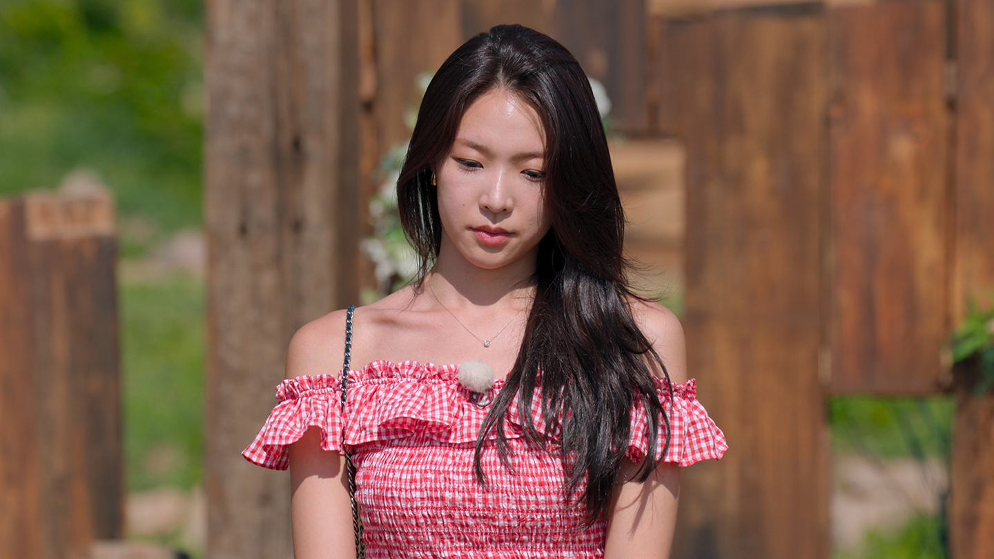Choi Mina Sue from the fifth season of Netflix dating show ″Single's Inferno″ (2021-) [NETFLIX]