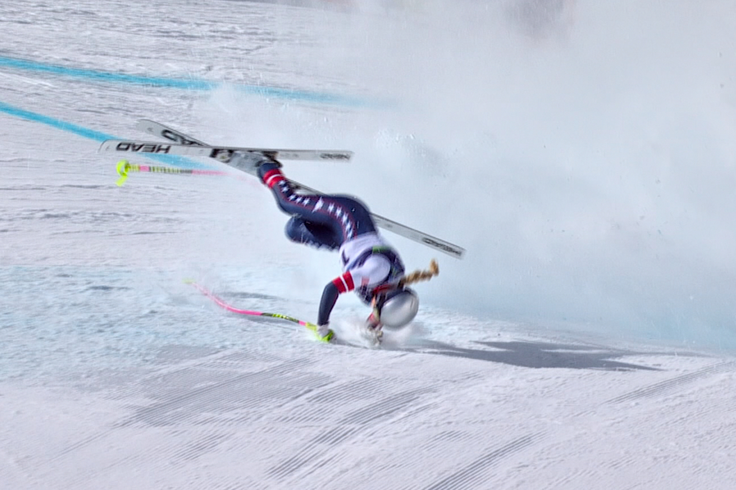 Lindsey Vonn crashes during an alpine ski women's downhill race, at the 2026 Winter Olympics, in Cortina d'Ampezzo, Italy, on Feb. 8.  [AP/YONHAP]