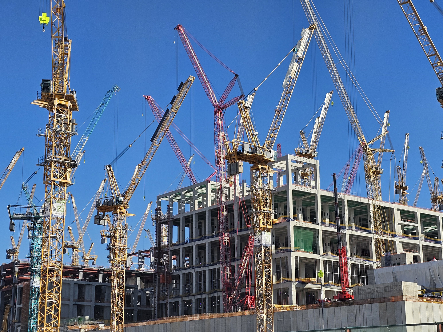 SK hynix's Yongin semiconductor campus in Gyeonggi is under construction, which is scheduled to be completed in the first half of 2027. [SK HYNIX] 