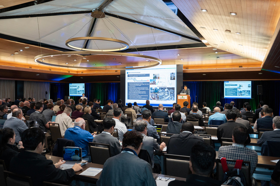 More than 100 U.S. nuclear firms attend Hyundai Engineering and Construction's technology seminar in Dallas, Texas, held on Feb. 10. [HYUNDAI ENGINEERING AND CONSTRUCTION] 
