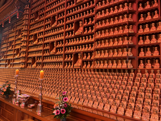 The temple is home to 3,300 Buddha statues 